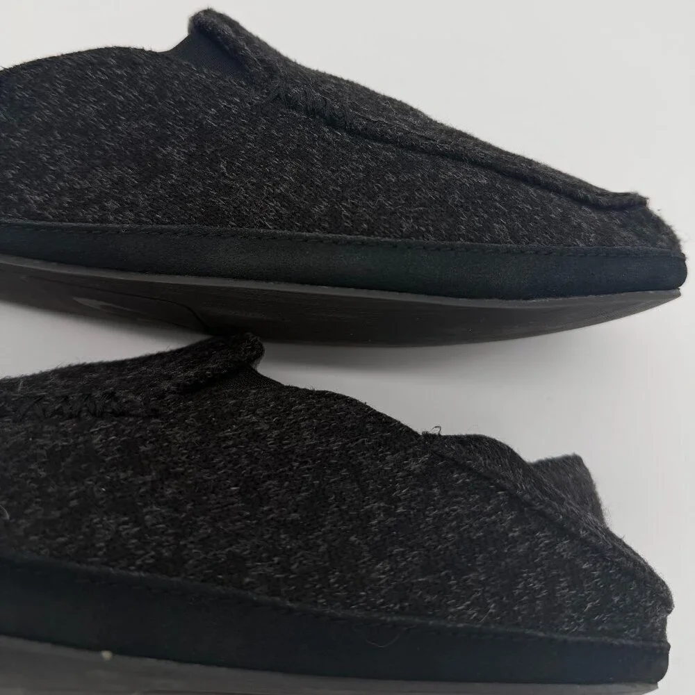 Olukai Moloa Hulu Slippers Mens 10 M Black Gray Wool Slip On Lounge Casual Shoes